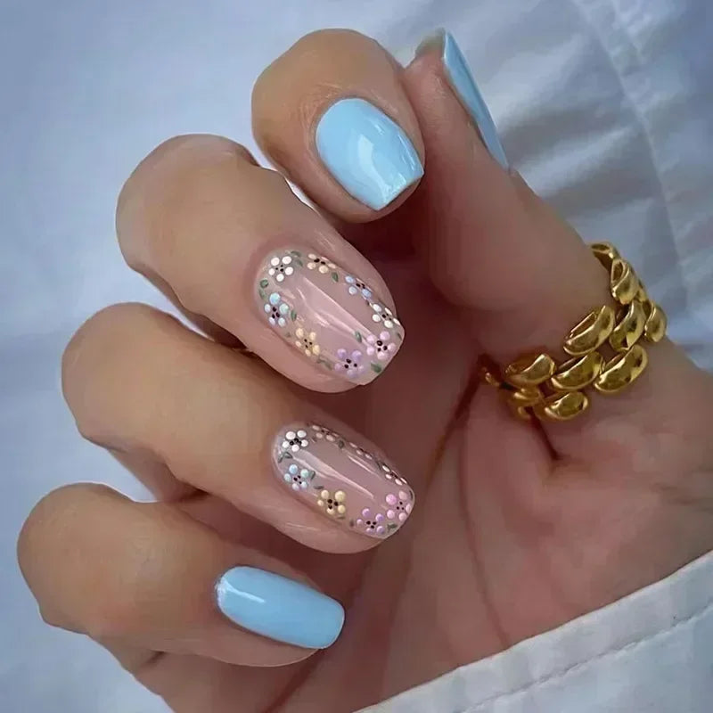 24Pcs Fashion Fake Nails Press on Short Square Head False Nail Art Black Starlit Sky Design Artifical Full Cover Nail Tips 2030