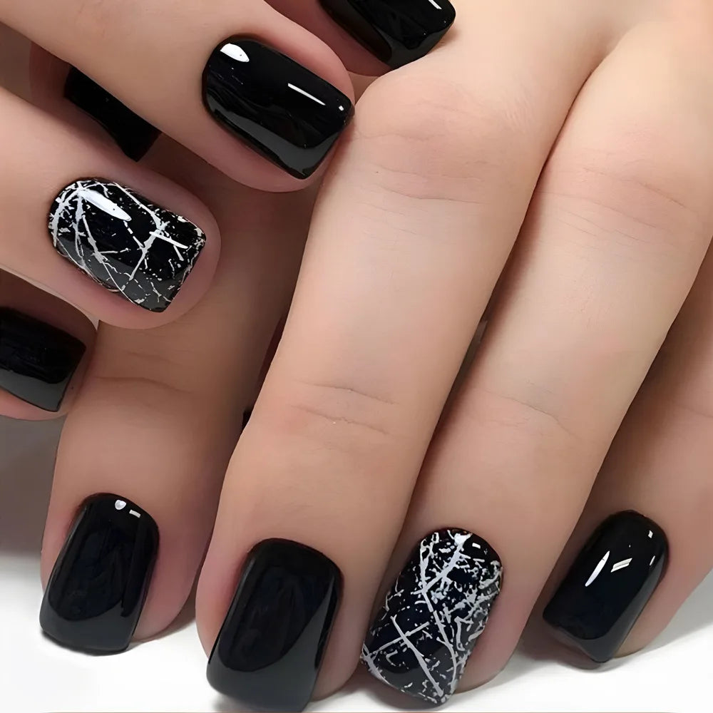 24Pcs Fashion Fake Nails Press on Short Square Head False Nail Art Black Starlit Sky Design Artifical Full Cover Nail Tips 2030