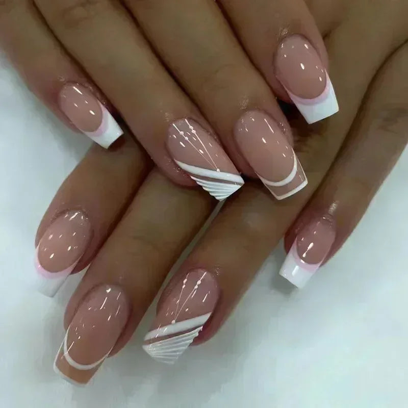 24Pcs Fashion Fake Nails Press on Short Square Head False Nail Art Black Starlit Sky Design Artifical Full Cover Nail Tips 2030